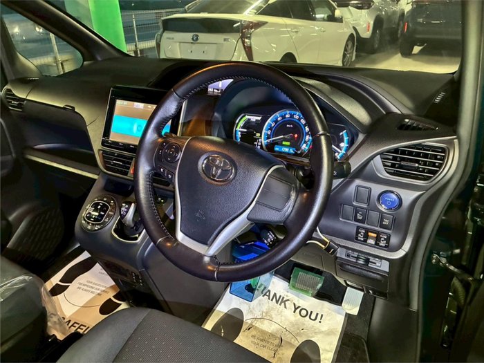 2014 Toyota Voxy