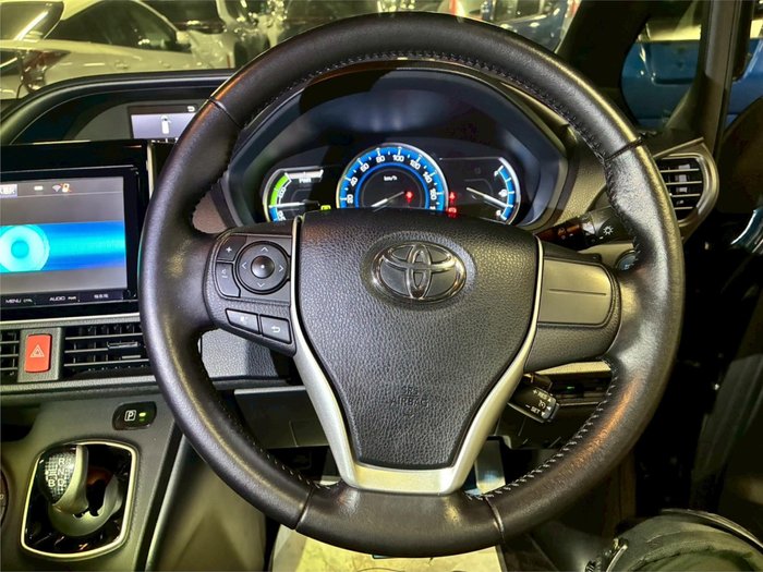 2014 Toyota Voxy