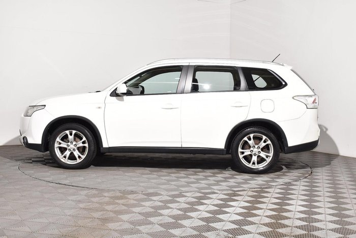 2014 Mitsubishi Outlander ES