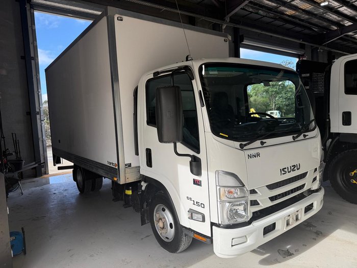 2022 Isuzu N Series