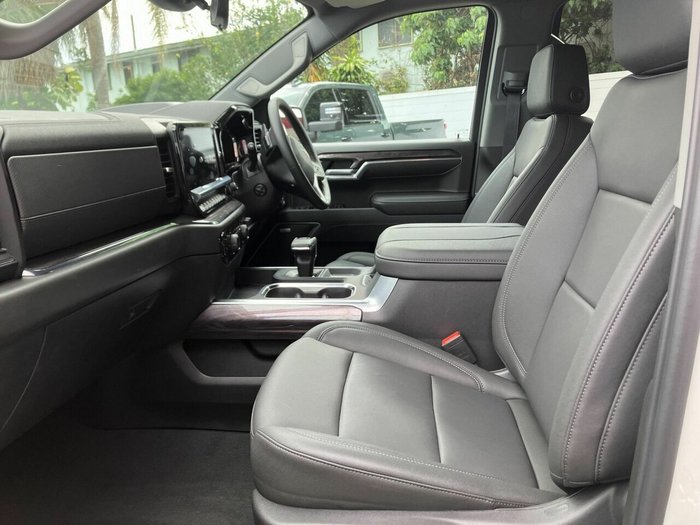 2026 Chevrolet Silverado 1500 LTZ Premium