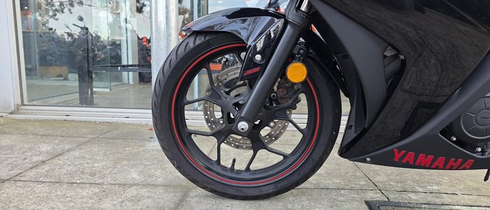 2015 Yamaha YZF-R3 R3 Black