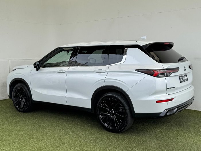 2026 Mitsubishi Outlander Black Edition