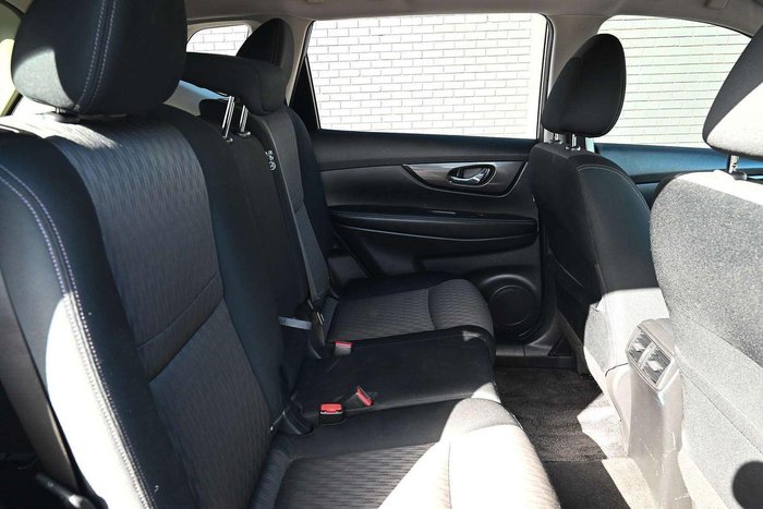 2020 Nissan X-TRAIL ST