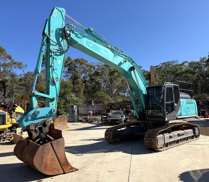 2023 Kobelco SK300LC 10
