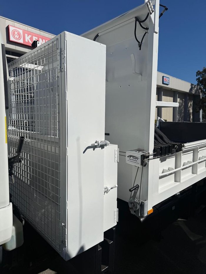 2020 Isuzu F Series FRR110-260