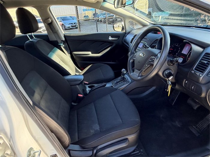2016 KIA CERATO S