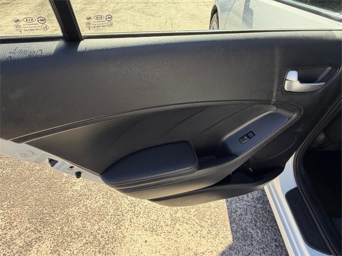 2016 KIA CERATO S