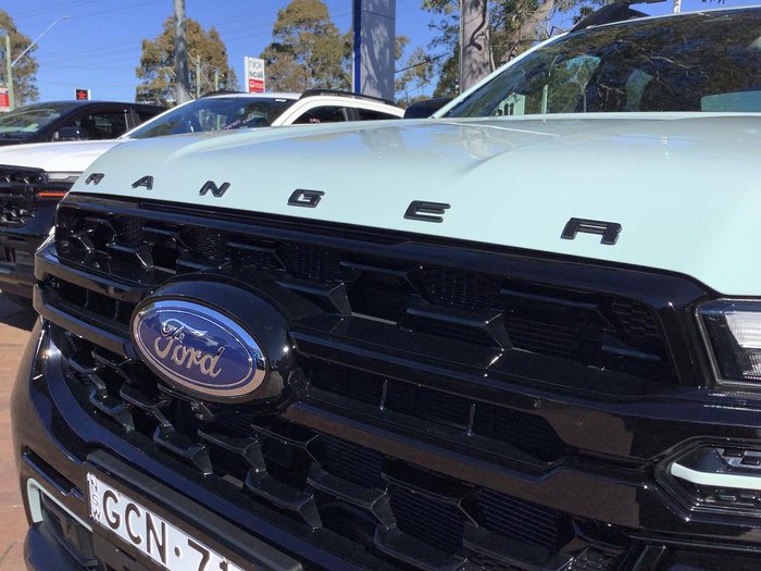 2025 Ford Ranger PHEV Stormtrak