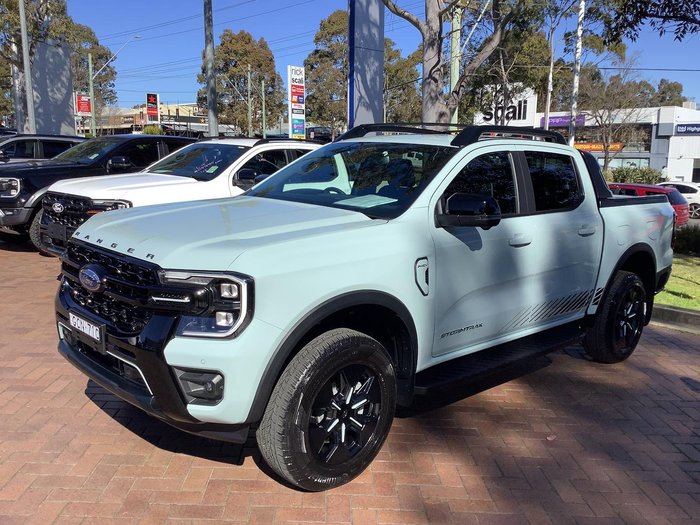 2025 Ford Ranger PHEV Stormtrak