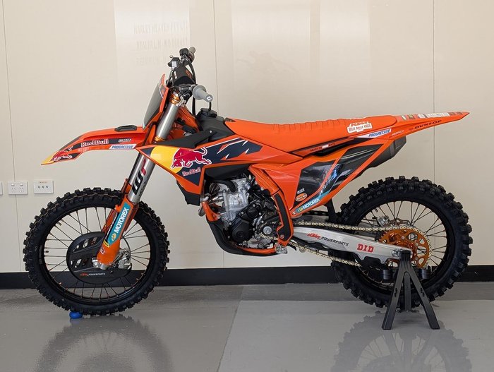 2026 KTM 250 SX-F Factory Edition SX-F Orange