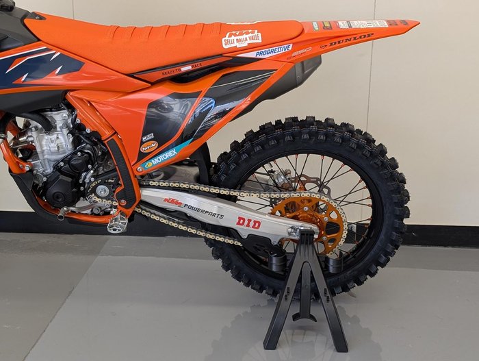 2026 KTM 250 SX-F Factory Edition SX-F Orange
