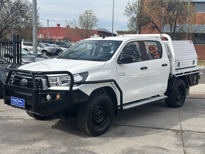 2019 Toyota Hilux SR