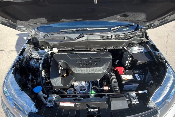 2022 Suzuki Vitara Turbo Shadow