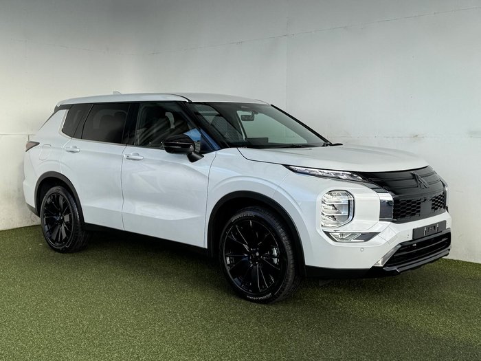 2026 Mitsubishi Outlander Black Edition