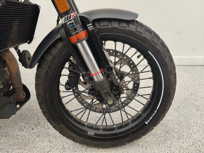 2020 HUSQVARNA SVARTPILEN 401 Black