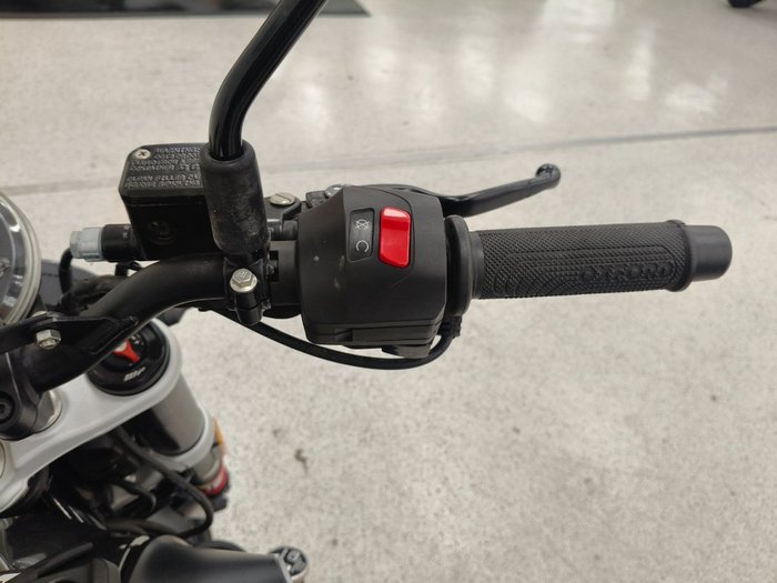 2020 HUSQVARNA SVARTPILEN 401 Black