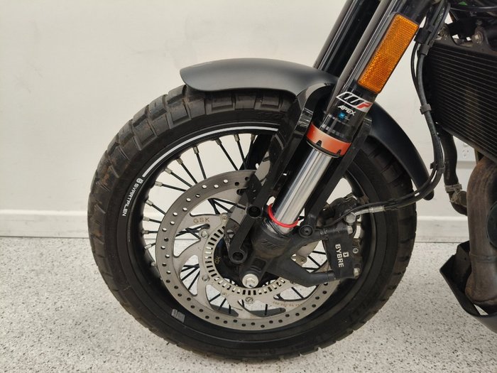 2020 HUSQVARNA SVARTPILEN 401 Black