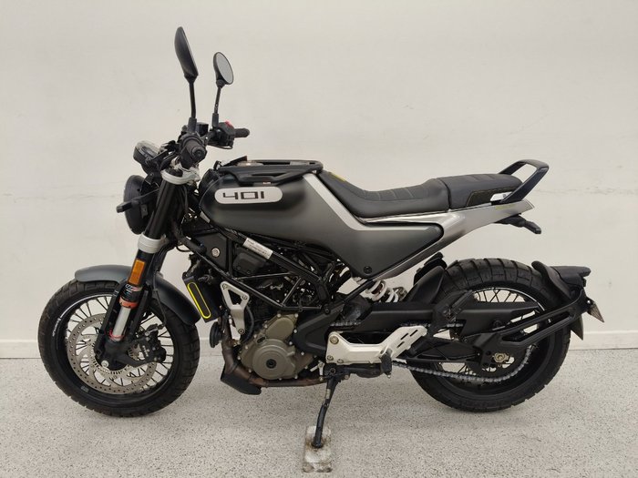 2020 HUSQVARNA SVARTPILEN 401 Black