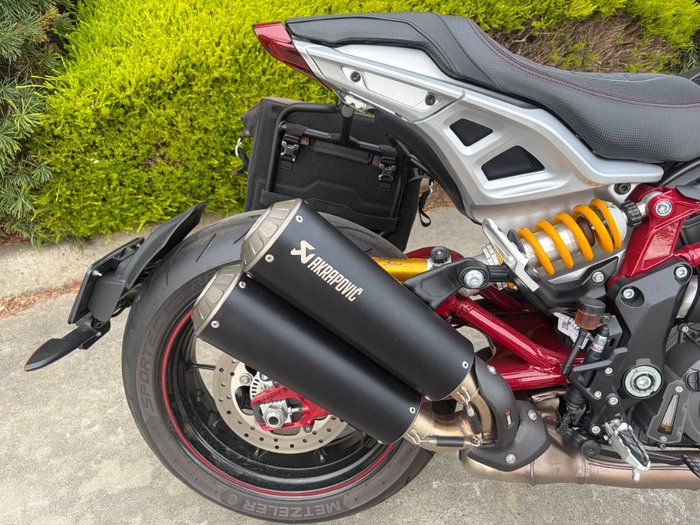2022 Indian FTR R 1200 CARBON CARBON FIBER