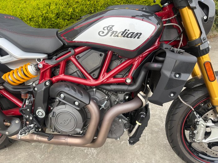 2022 Indian FTR R 1200 CARBON