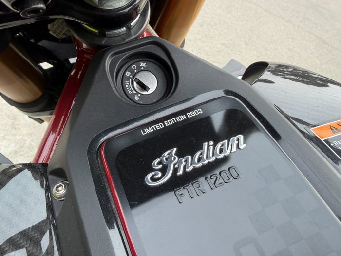 2022 Indian FTR R 1200 CARBON CARBON FIBER