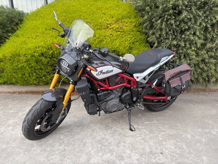 2022 Indian FTR R 1200 CARBON CARBON FIBER