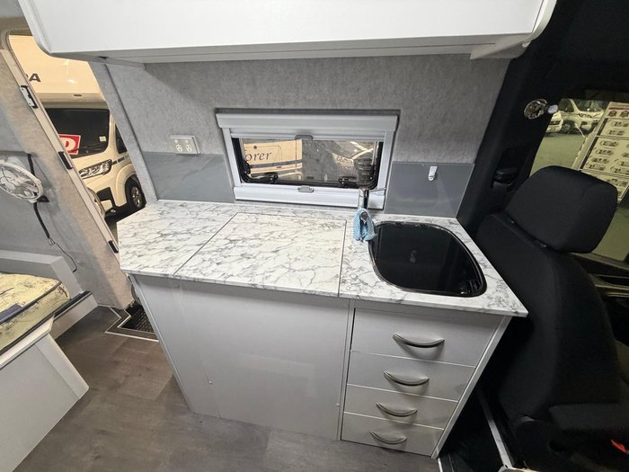 2020 Paradise Oasis Platinum 4X4