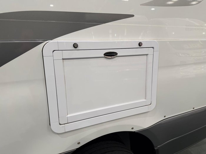 2020 Paradise Oasis Platinum 4X4