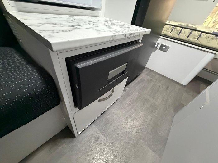 2020 Paradise Oasis Platinum 4X4