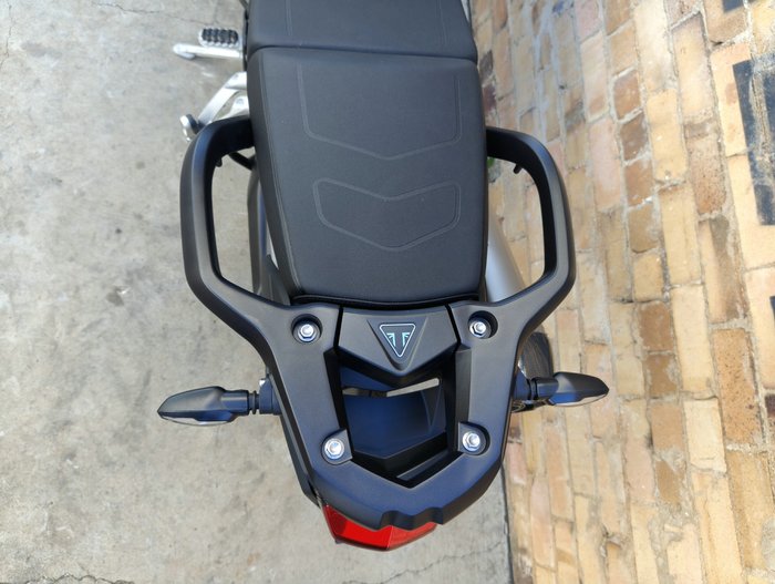 2026 TRIUMPH TIGER 900 ALPINE EDITION ROAD WHITE