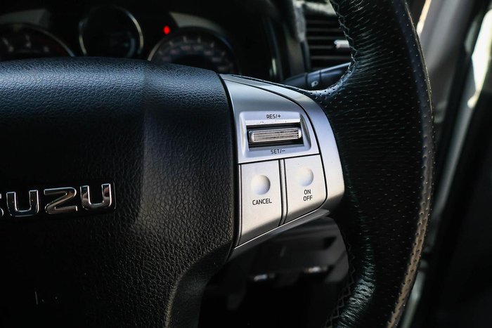 2017 Isuzu MU-X LS-T