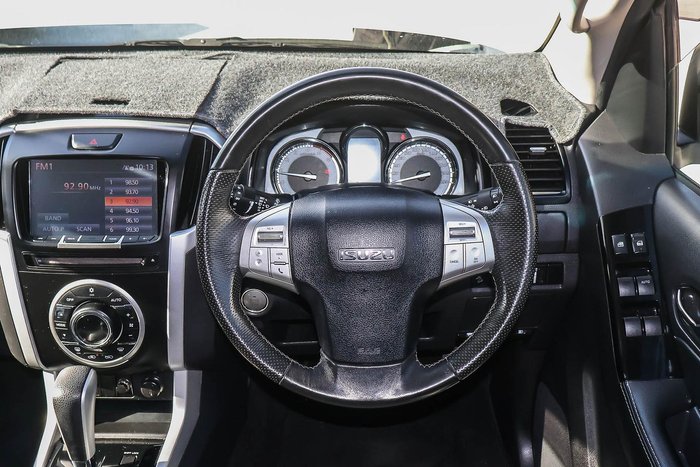 2017 Isuzu MU-X LS-T