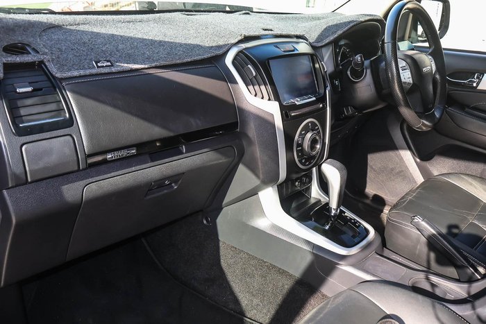 2017 Isuzu MU-X LS-T