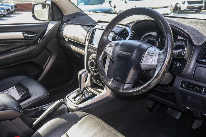 2017 Isuzu MU-X LS-T