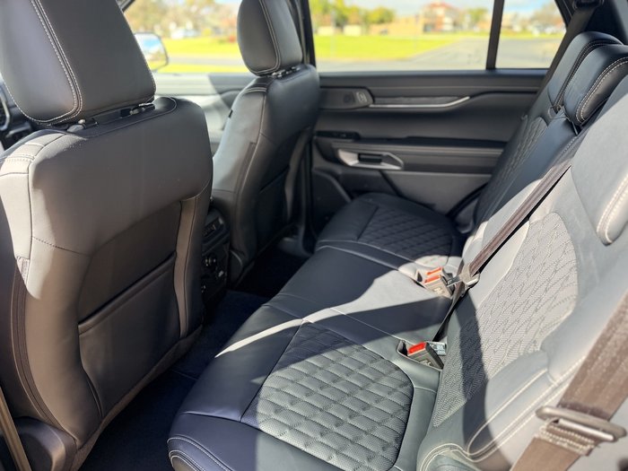 2026 Ford Everest Platinum