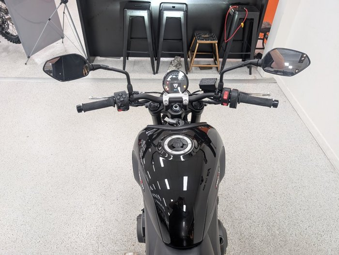 2024 Triumph TRIDENT 660 Black