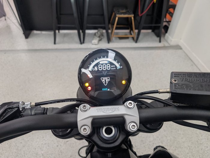 2024 Triumph TRIDENT 660 Black