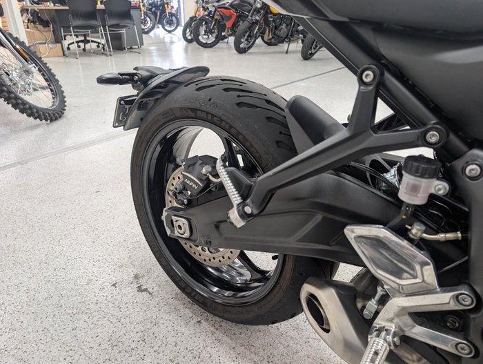 2024 Triumph TRIDENT 660 Black