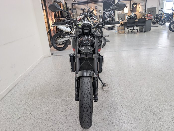 2024 Triumph TRIDENT 660 Black