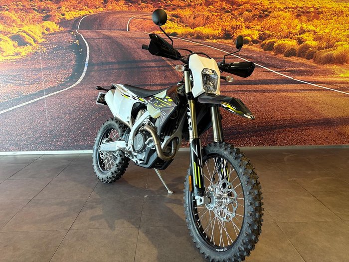 2026 Triumph TF 450-E Off Road Black