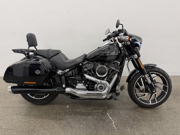 2021 HARLEY-DAVIDSON FLSB SPORT GLIDE Black