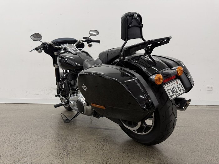 2021 HARLEY-DAVIDSON FLSB SPORT GLIDE Black