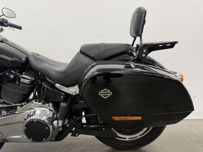 2021 HARLEY-DAVIDSON FLSB SPORT GLIDE Black