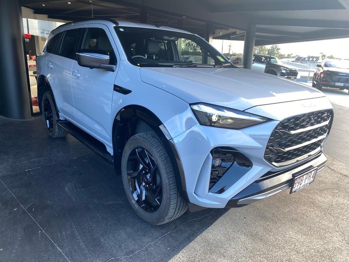 2025 Isuzu MU-X X-TERRAIN