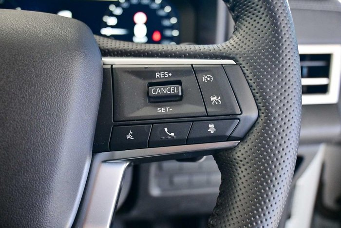 2025 Mitsubishi Outlander LS