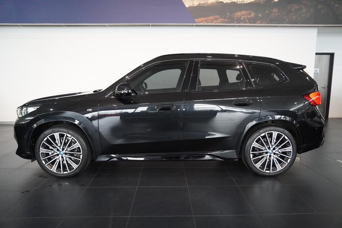 2023 BMW iX1 xDrive30 M Sport