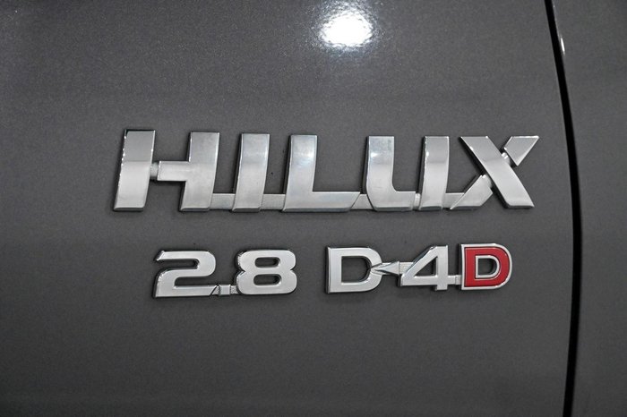 2016 Toyota Hilux SR
