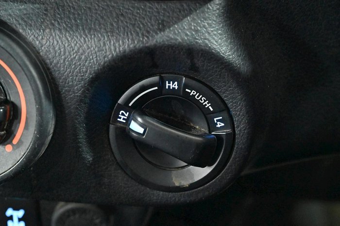 2016 Toyota Hilux SR