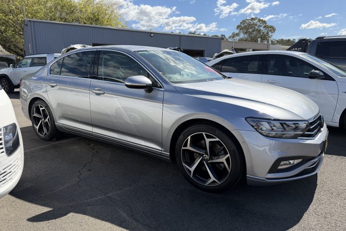 2022 VOLKSWAGEN PASSAT 140TSI BUSINESS